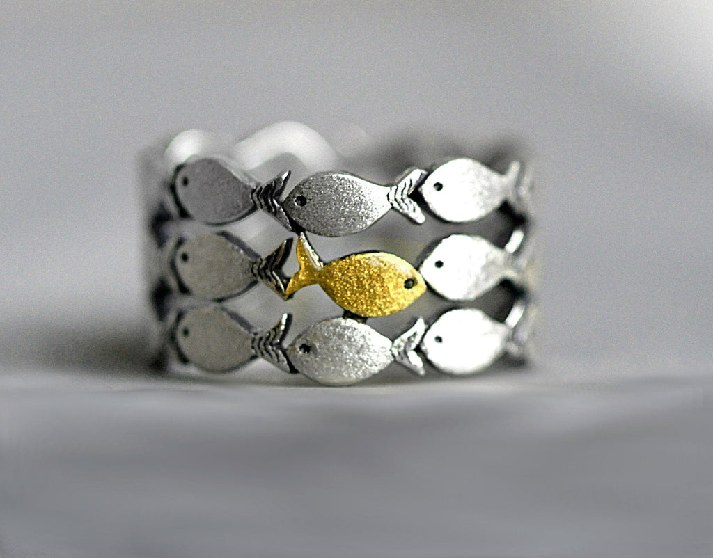 Tegen de stroom ring